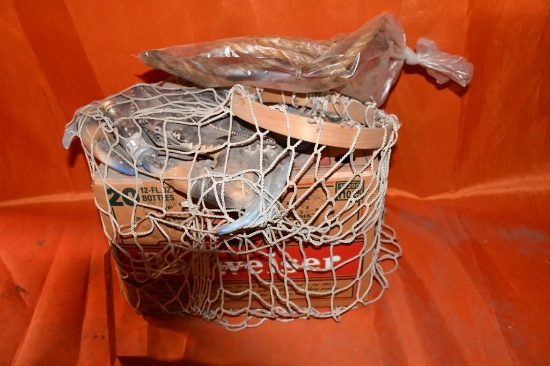 BUDWEISER CASE BOX W/CRAB & NET & EXTRA ROPE, ADVERTISING