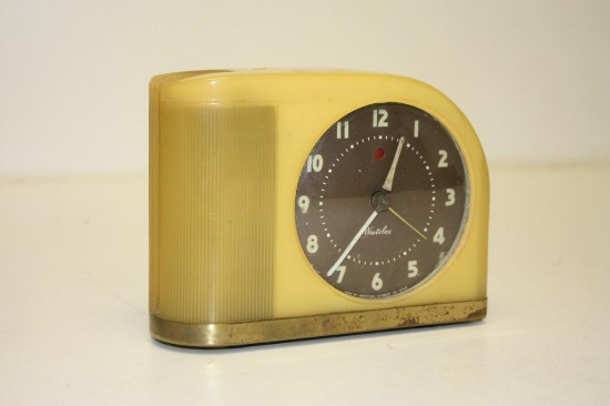VINTAGE WESTCLOX MOON BEAM ELECTRIC ART DECO ALARM CLOCK