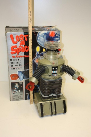 LOST IN SPACE B-9 ROBOT WITH BOX