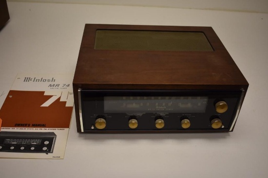 VINTAGE MCINTOSH MR74 TUNER WITH WALNUT CASE AND MANUAL