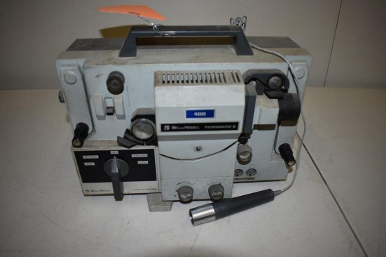 BELL & HOWELL MODEL 488Z SUPER 8 ZOOM MOVIE PROJECTOR WITH MANUAL