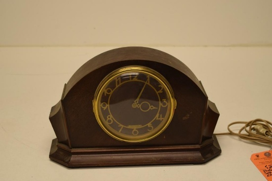VINTAGE SETH THOMAS ELECTRIC CLOCK