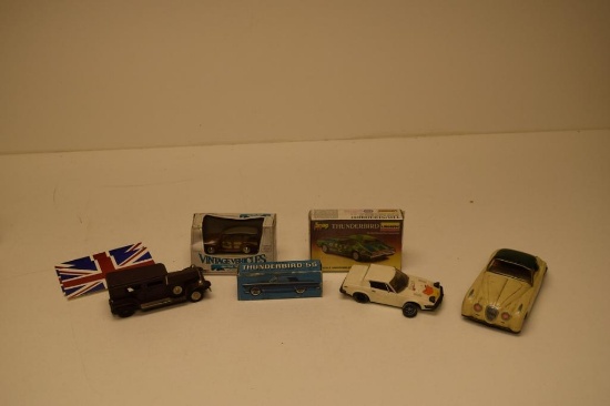 BOX OF SMALL VINTAGE TOY CARS