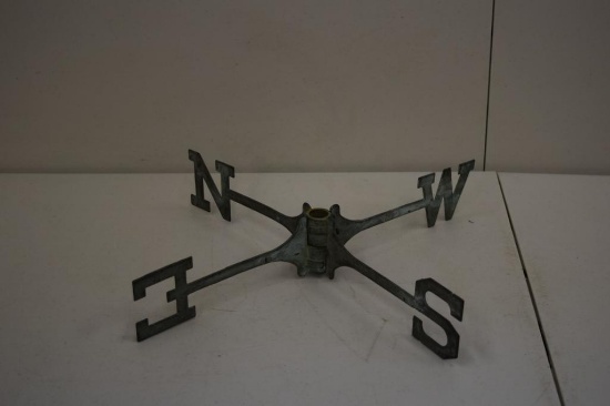 VINTAGE CAST METAL WEATHER VANE DIRECTIONAL INDICATOR