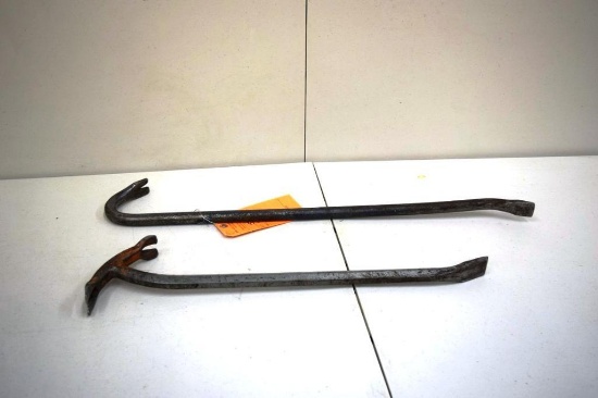 (2) VINTAGE CROW BAR HAND TOOLS