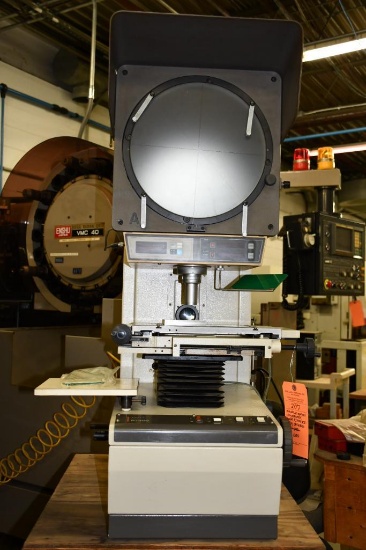 MITUTOYO OPTICAL COMPARATOR, MODEL PJ300/302-937A, S/N 430101, NO DIGITAL READOUT