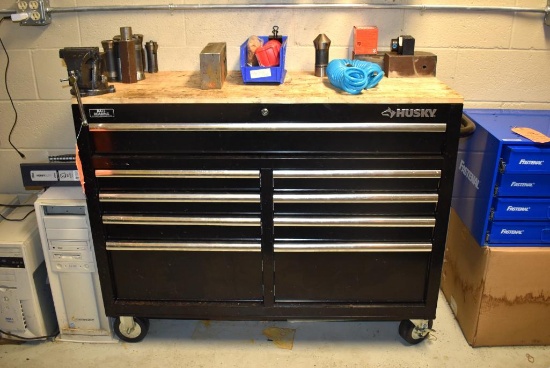 HUSKY NINE DRAWER TOOLBOX WITH CONTENTS - ASSORTED PARTS & TOOLING, INCLUDES BESSEY BENCH VISE
