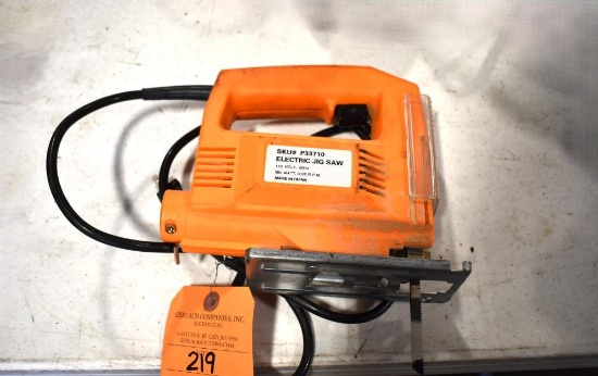 CHICAGO ELECTRIC JIGSAW AND 1/4 SHEET ELECTRIC SANDER