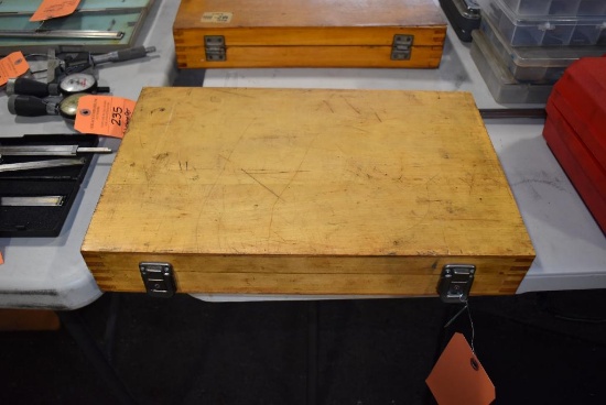 198 PIECE PIN GAUGE SET IN WOODEN BOX, 0.061 - 0.250, ONE MISSING