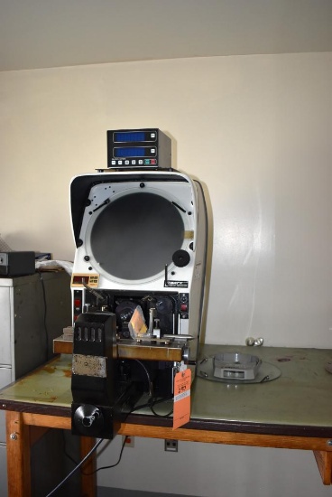 Baty Optical Comparator, Model Gagemaster-R-14xl, S/N 8179, Quick-Chek X/Y Dro
