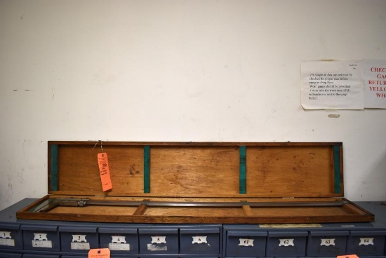 Kanon 40" Caliper With Wood Case