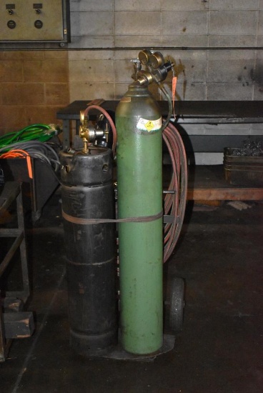 WELDING CART WITH TORCH, HOSES AND GAUGES - NO TANKS