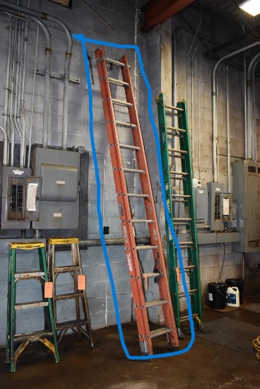 Louisville 24' Fiberglass Extension Ladder