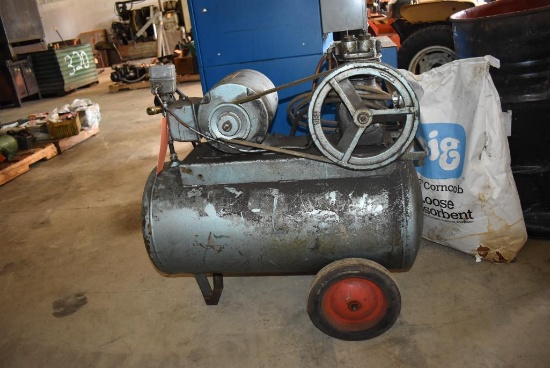 Small Air Compressor, No Belt Guards