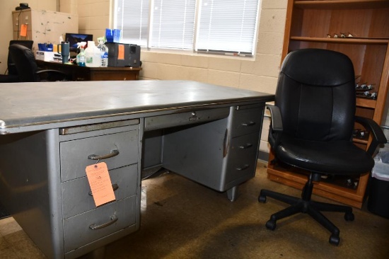 VINTAGE DESK 30 1/2"D x 60"W x 29 1/2"H WITH BLACK VINYL OFFICE CHAIR WITH ARMS, PEDESTAL MOUNT