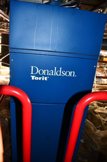 Donaldson Torit Dust Collector, Model 84 Cab, S/N: 11474132-L1-1, 3 H.P., 230/60/3,