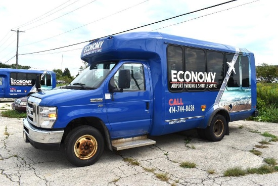 (2017) #1 Ford 13 Passenger Airport Shuttle Van, Model E350 Super Duty, Vin 1fdee3f61hdc61884, 6.2l