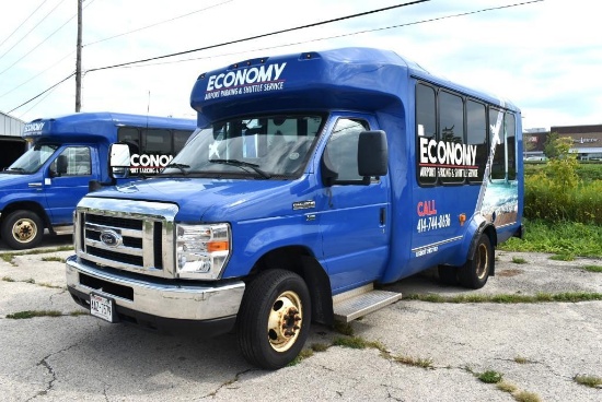 (2017) #2 Ford 13 Passenger Airport Shuttle Van, Model E350 Super Duty, Vin 1fdee3f60hdc64081, 6.2l
