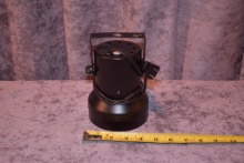 (24)- 6-volt 30W pin spots (2 boxes)