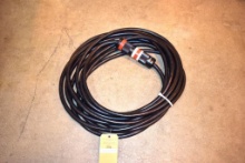 (1) 50' 8 x 4 SO cable with CS8365/CS8364 250V 3-phase connectors