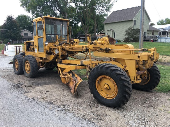 1964 Caterpillar 12E Road Grader With V Plow