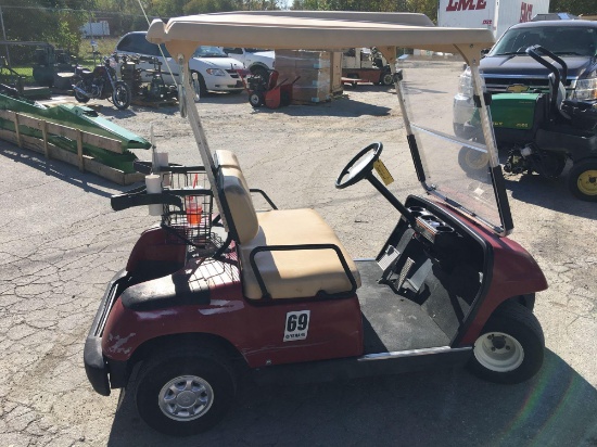 Yamaha gas powered golf cart