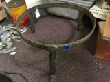 Cast iron plant ring stand