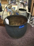 Black kettle pot
