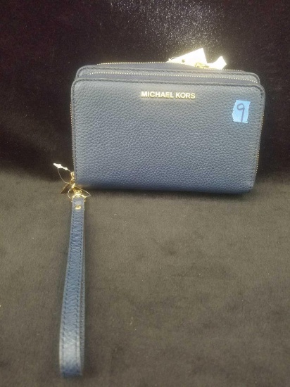 Michael Kors LG Flat MF PHN Case Leather