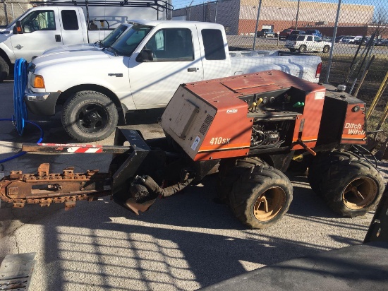 2003 DitchWitch 410SX Model H400 trencher