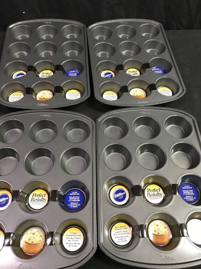 Wilton 12 Cup muffin pans
