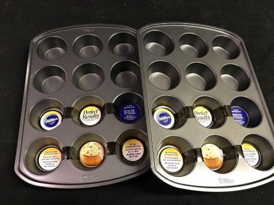 Wilton 12 Cup muffin pans