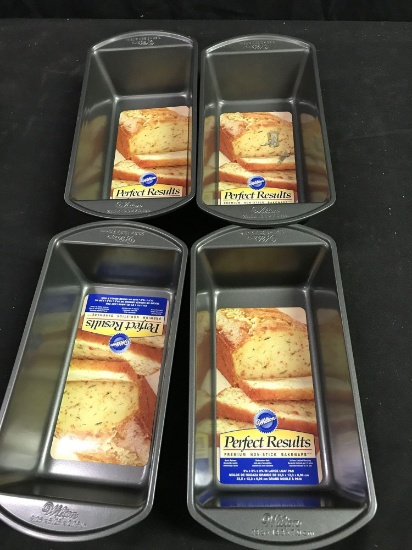 Wilton perfect results nonstick loaf pans