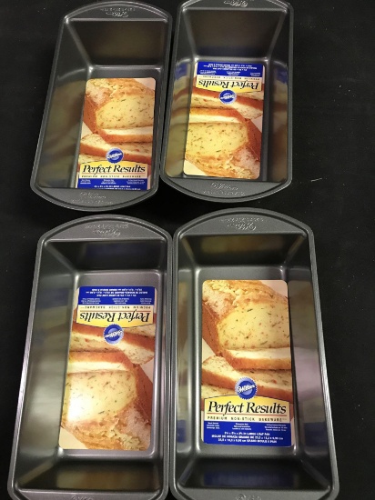 Wilton perfect results nonstick loaf pans