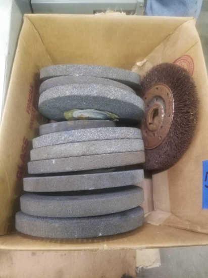 Box of Grinding wheels. 11 approx