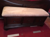 New Classic Home Furnishings Foot end bench with drawers