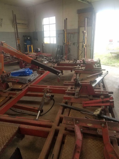 Buske Roamarack Frame Straightner machine