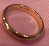 14 k gold band 2.6 gm prob size 5