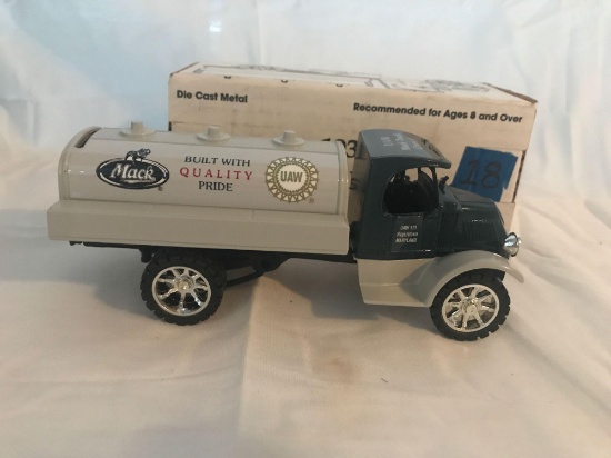 1935 Mack tanker Bank diecast metal HC ? 0156