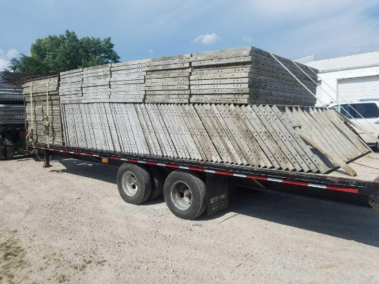 Concrete framing blocks