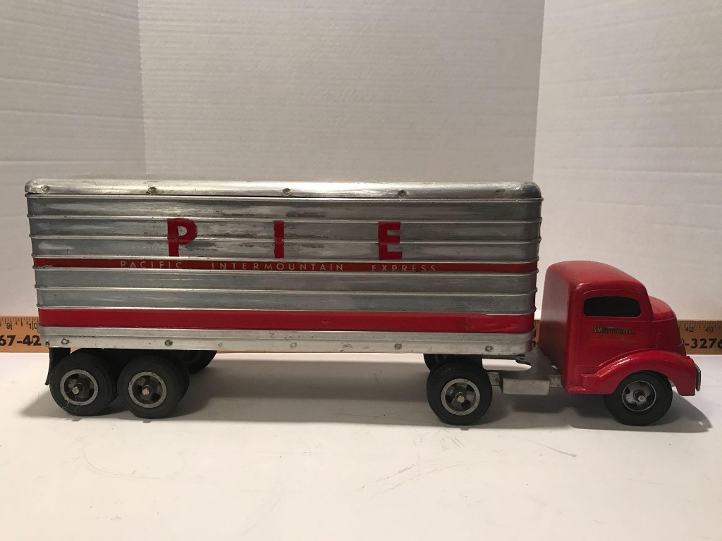 smith miller pie truck
