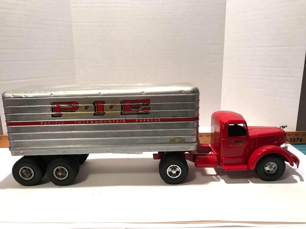 smith miller pie truck