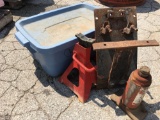hammers, hydraulic jack
