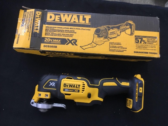 DeWalt Brushless Oscillating Multi- Tools 20V max , ( no charger , no battery)