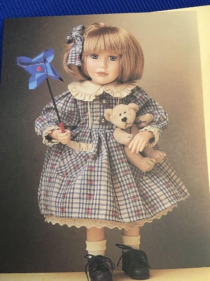 The Boyds Collection Doll, Boyd Doll Collection #4811 "Leah"