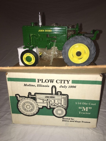 1/16th Spec-Cast John Deere M Plow City Edition