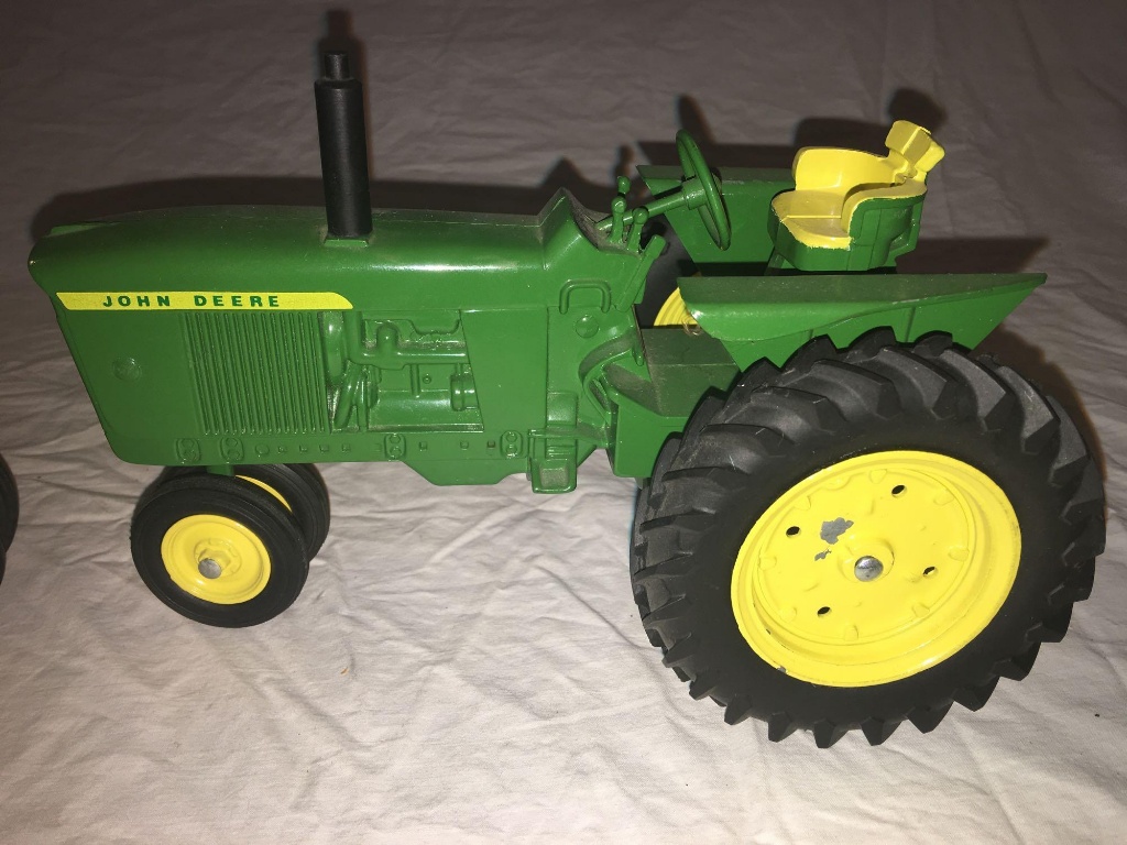 john deere 3010 toy tractor
