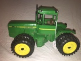 1/16th CUSTOM John Deere 8650 4WD Tractor with weights and lights