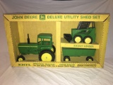 1/16th Ertl 80?s John Deere Deluxe Utility Shed set