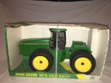 1/16th Ertl 1993 John Deere 8880 4wd Tractor